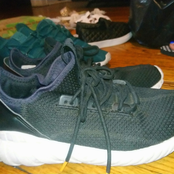 2 for 30 Adidas Turbulence Sneakers - Picture 3 of 9